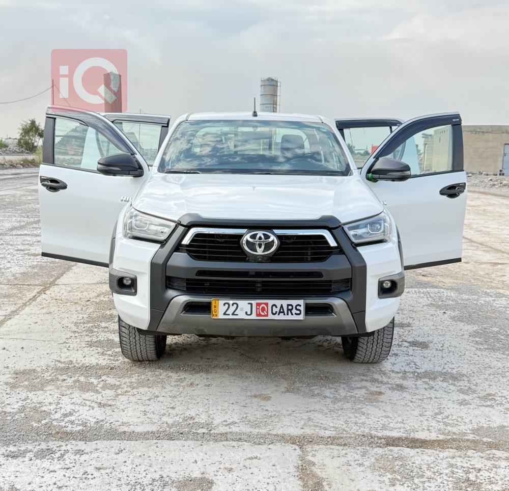 تويوتا هايلوكس